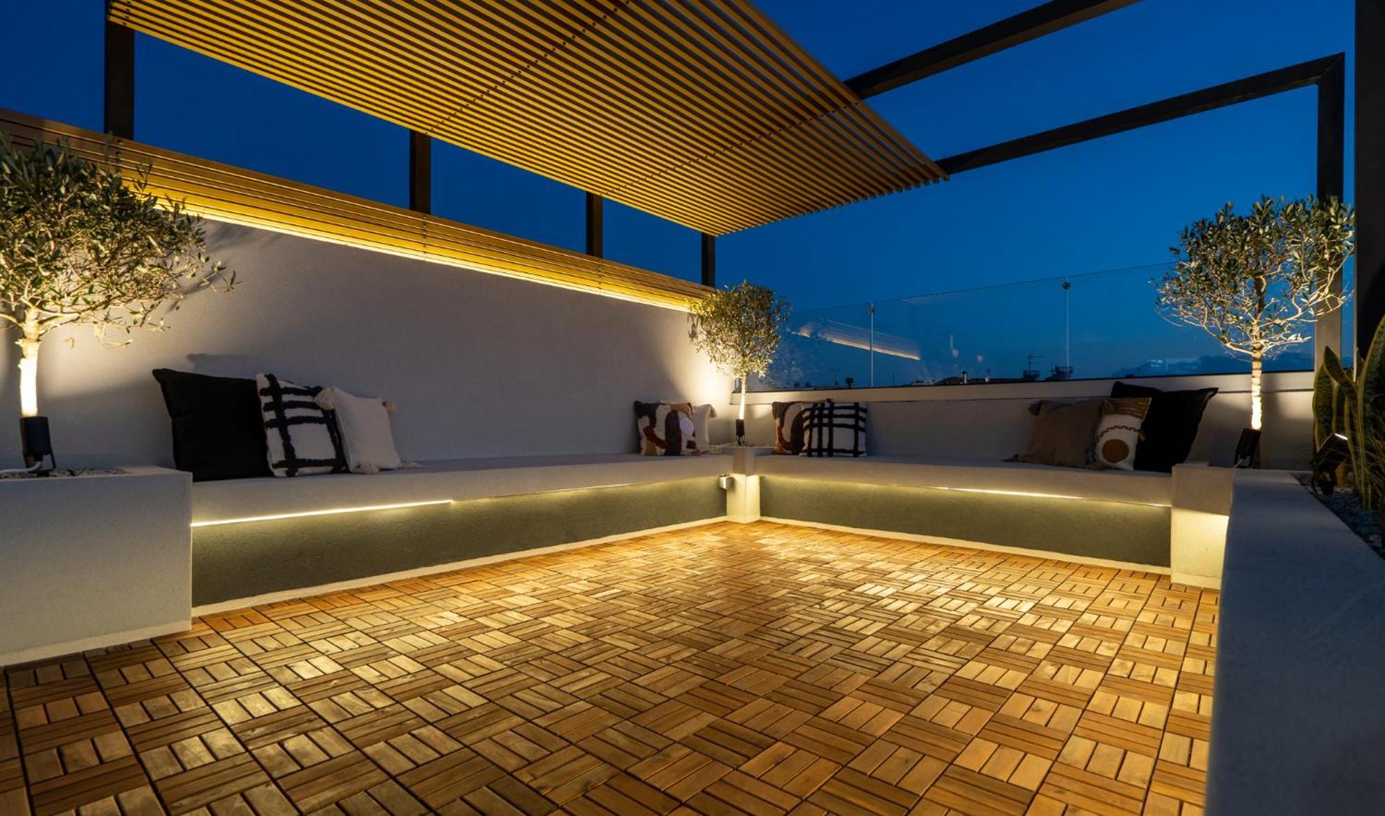 Urban Hive 2-story With Roof Garden * Iraklion